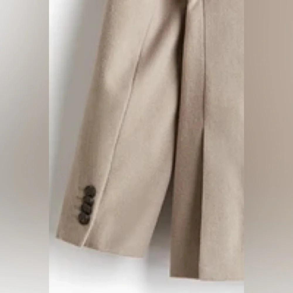 Regular Fit Wool-Blend Double-Breasted Jacket - Picture 4 of 4